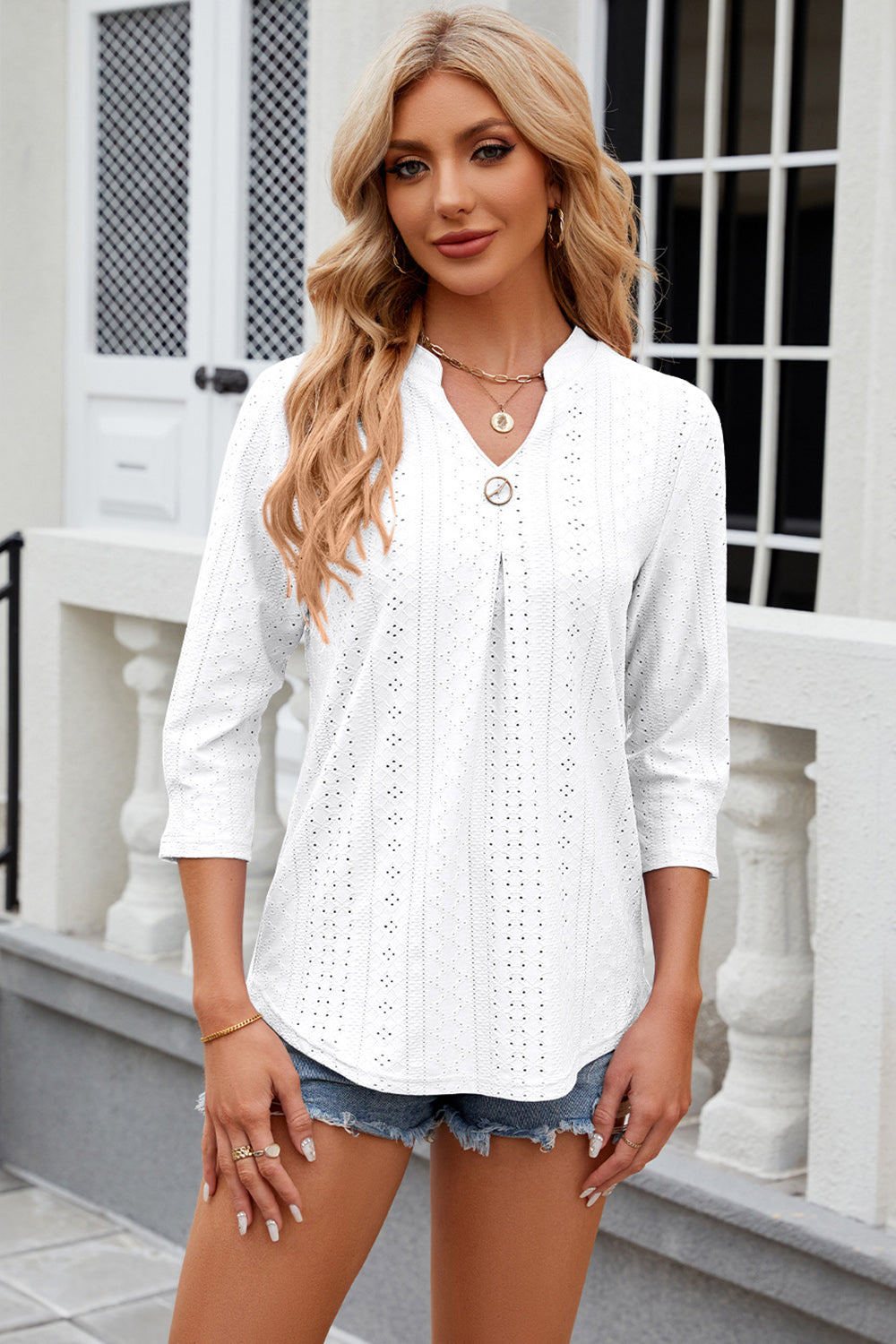 Eyelet Notched Knit Jacquard Top 