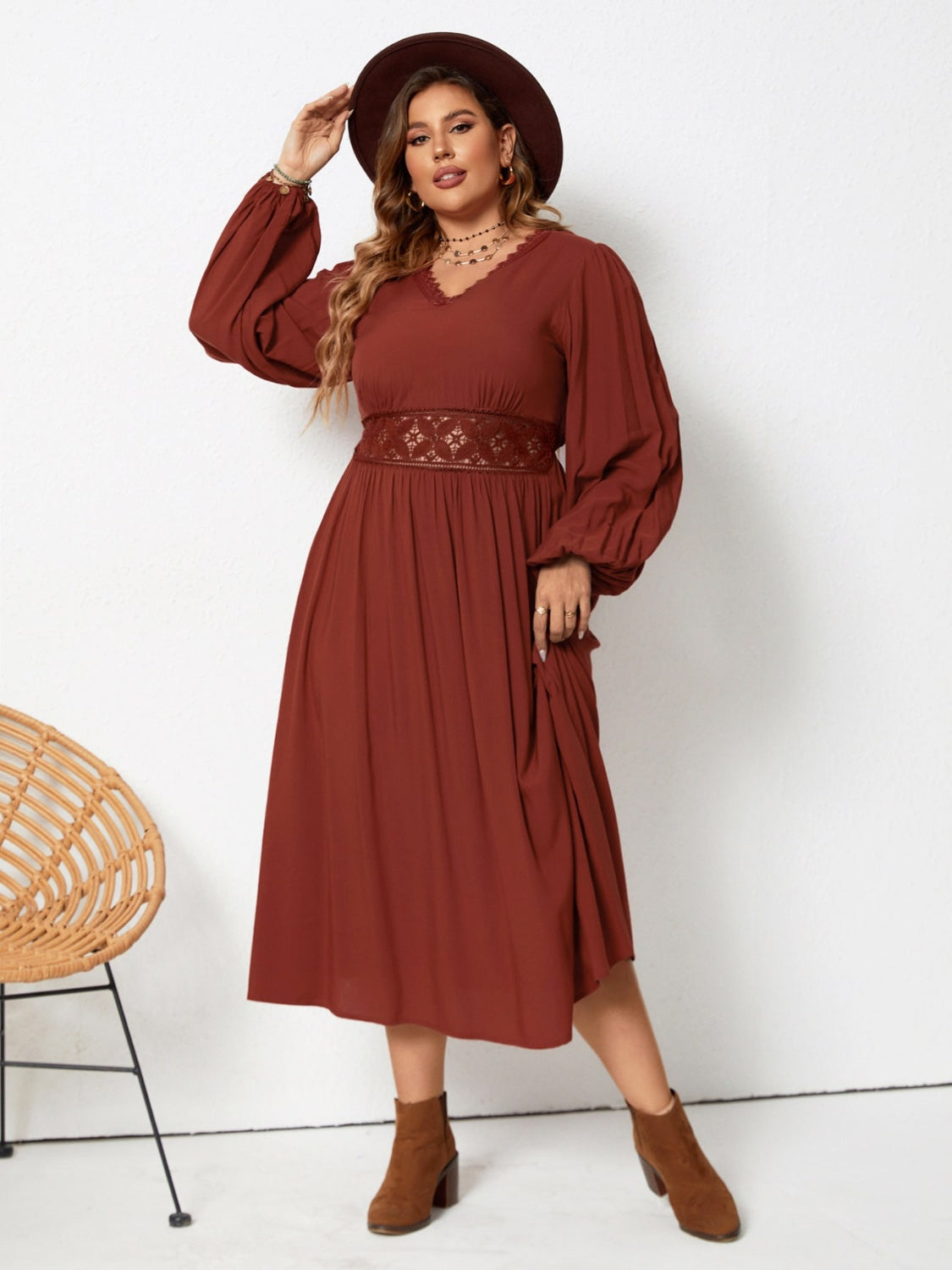 Plus Size Lace Detail V-Neck Balloon Sleeve Dress 