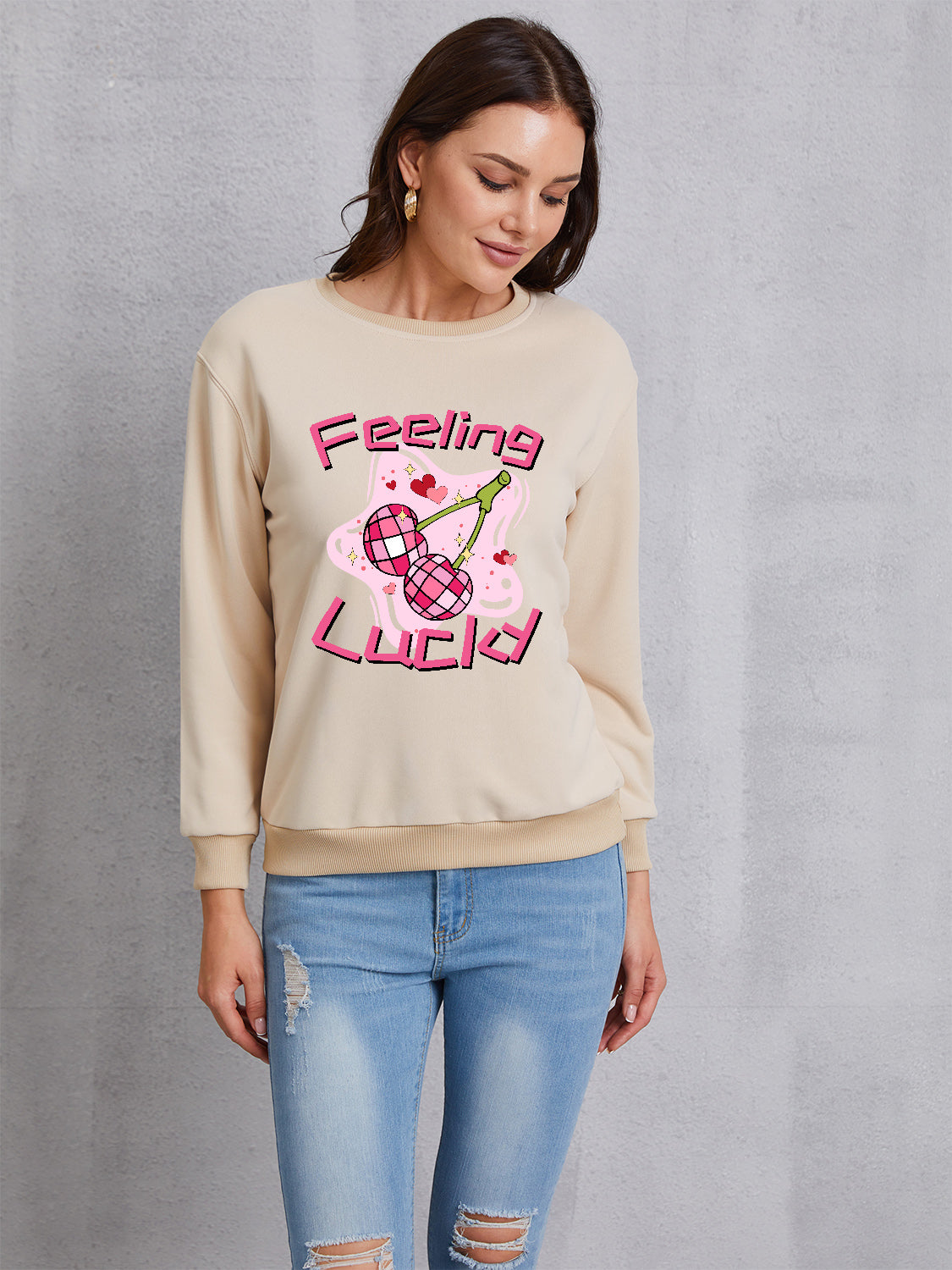 FEELING LUCKY Round Neck Sweatshirt 