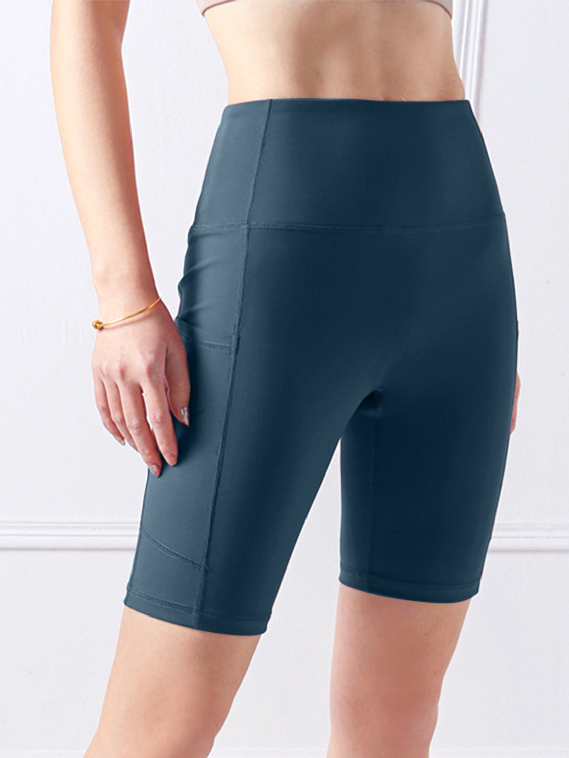 Pocketed High Waist Active Shorts 