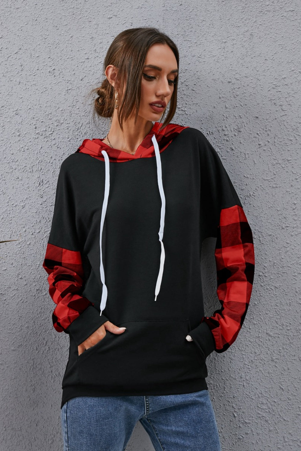 Plaid Drawstring Dropped Shoulder Hoodie 