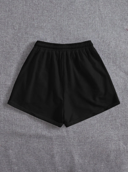 Drawstring Pocketed Elastic Waist Shorts 