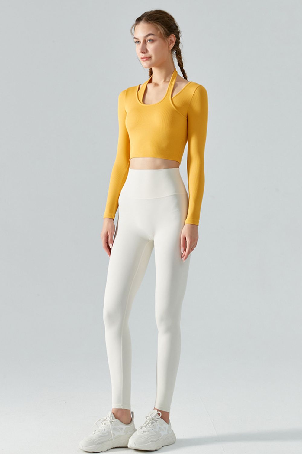 Halter Neck Long Sleeve Cropped Sports Top 