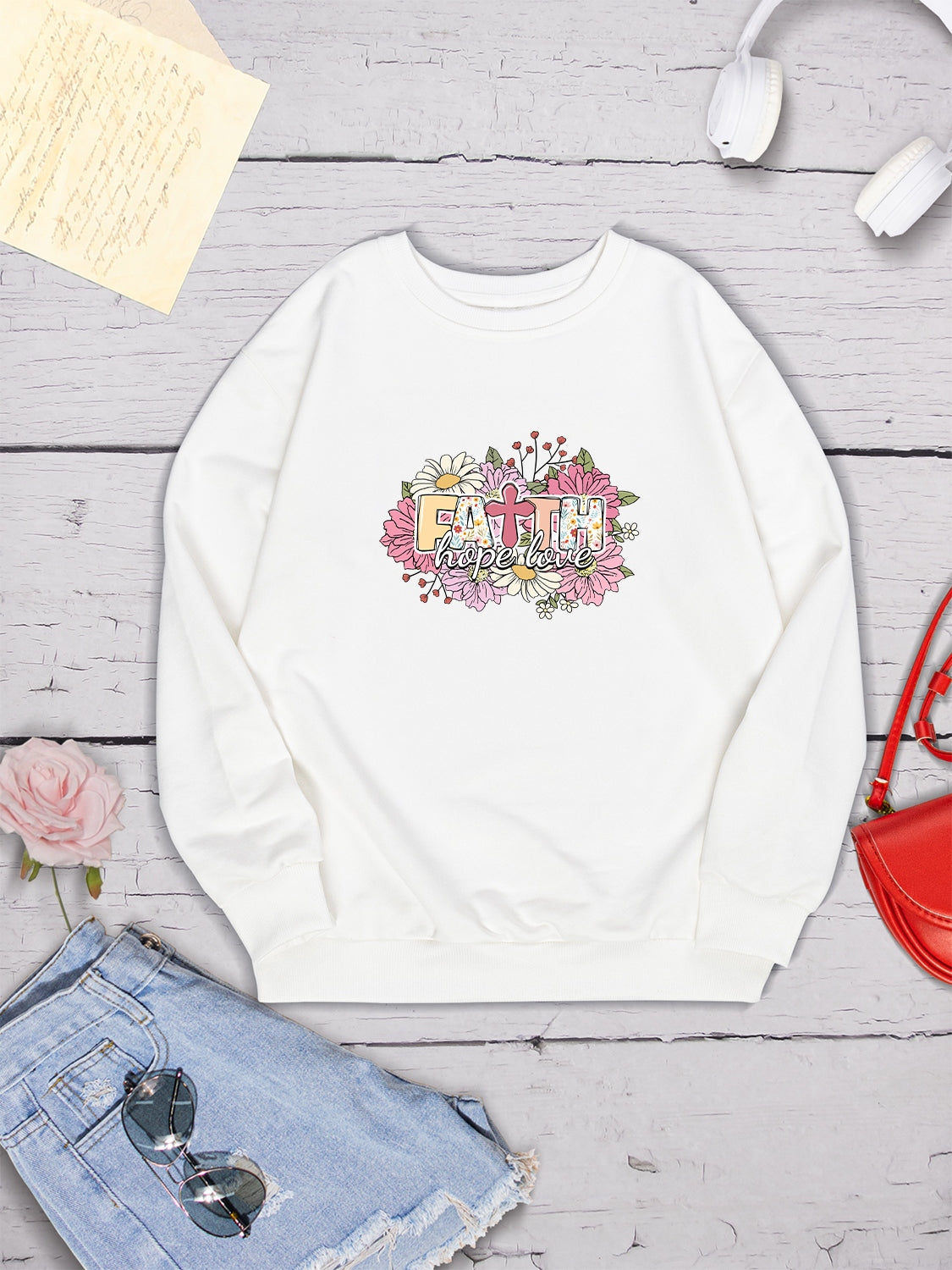 FAITH HOPE LOVE Round Neck Sweatshirt 